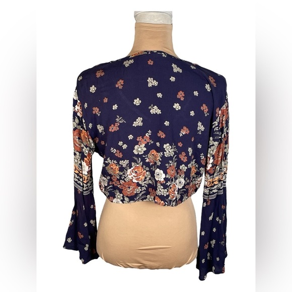 Altar’d State Floral Tie-Front Blouse‎ Small - Picture 2 of 6